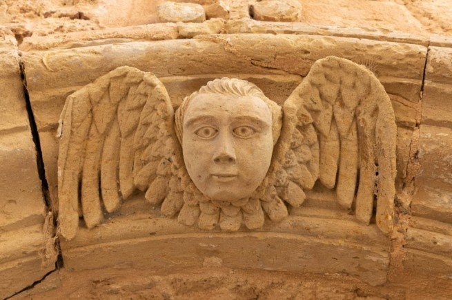 Figure Head